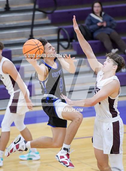 Thumbnail 3 in Desert Mountain vs. Westview (Fear the Hop Tournament) photogallery.