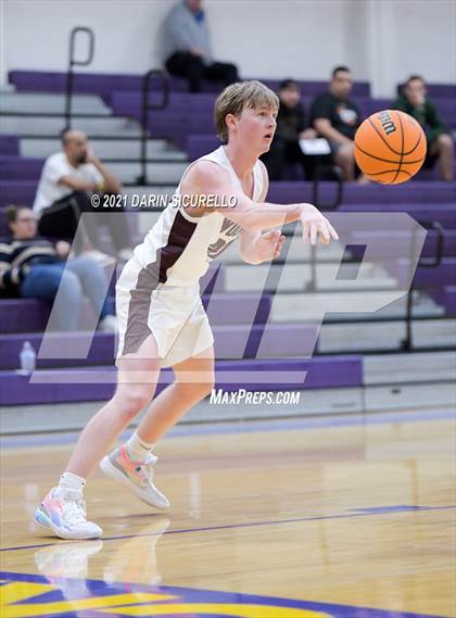 Thumbnail 1 in Desert Mountain vs. Westview (Fear the Hop Tournament) photogallery.