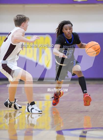 Thumbnail 2 in Desert Mountain vs. Westview (Fear the Hop Tournament) photogallery.
