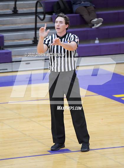 Thumbnail 3 in Desert Mountain vs. Westview (Fear the Hop Tournament) photogallery.