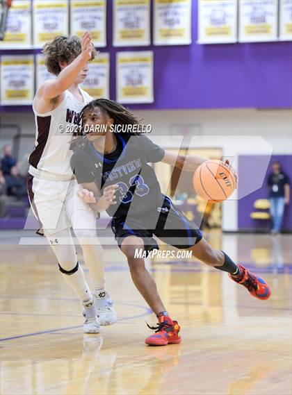 Thumbnail 1 in Desert Mountain vs. Westview (Fear the Hop Tournament) photogallery.