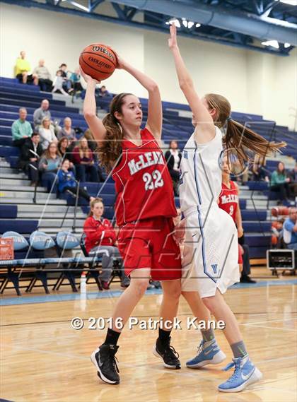 Thumbnail 1 in McLean @ Yorktown photogallery.