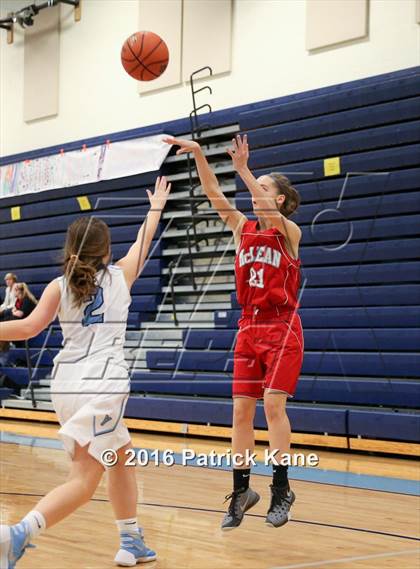 Thumbnail 3 in McLean @ Yorktown photogallery.