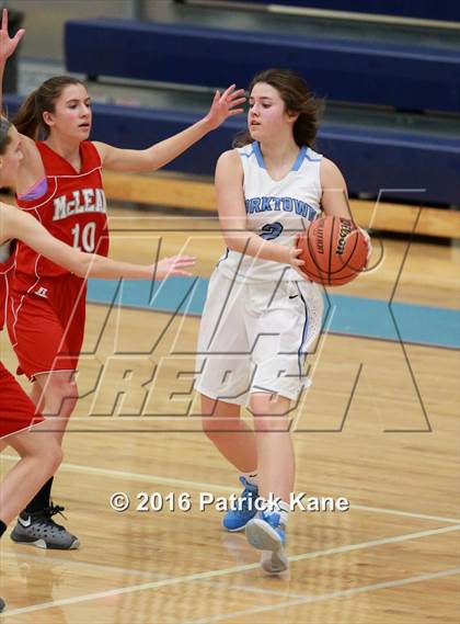Thumbnail 1 in McLean @ Yorktown photogallery.