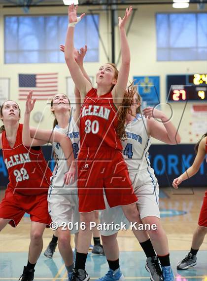 Thumbnail 1 in McLean @ Yorktown photogallery.