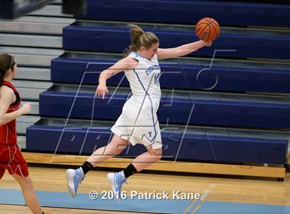 Thumbnail 3 in McLean @ Yorktown photogallery.