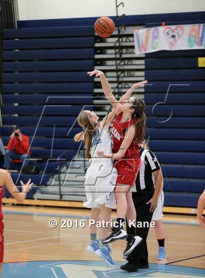 Thumbnail 3 in McLean @ Yorktown photogallery.