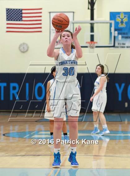 Thumbnail 2 in McLean @ Yorktown photogallery.