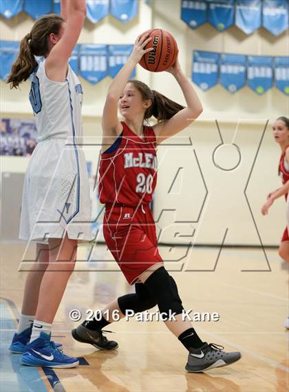 Thumbnail 1 in McLean @ Yorktown photogallery.