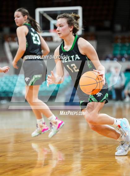 Thumbnail 3 in Holy Family vs Delta (CHSAA 4A Great 8) photogallery.