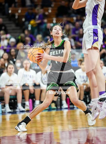 Thumbnail 1 in Holy Family vs Delta (CHSAA 4A Great 8) photogallery.