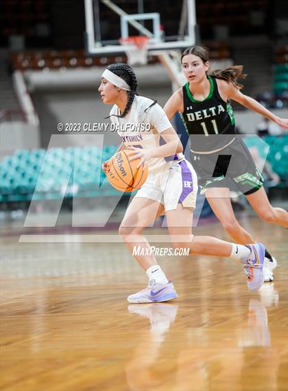 Thumbnail 3 in Holy Family vs Delta (CHSAA 4A Great 8) photogallery.