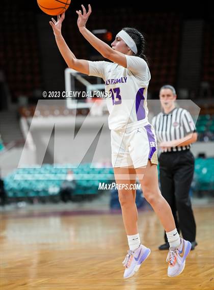 Thumbnail 3 in Holy Family vs Delta (CHSAA 4A Great 8) photogallery.