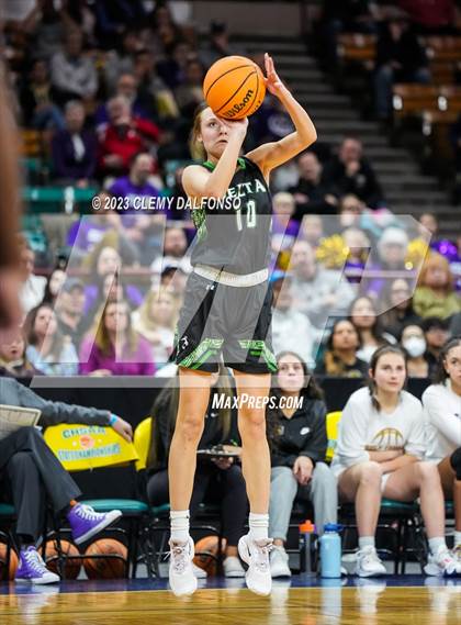Thumbnail 3 in Holy Family vs Delta (CHSAA 4A Great 8) photogallery.