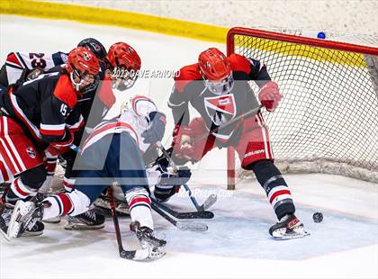 Thumbnail 1 in Frederick Gunn vs. Lawrence Academy (NEPSAC Small School Final) photogallery.