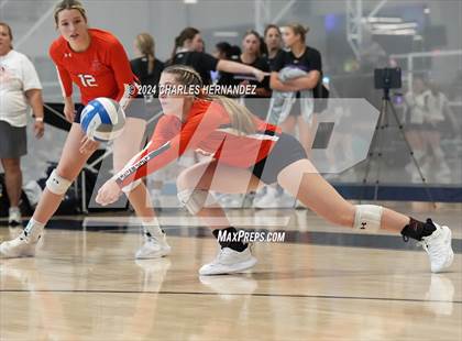 Thumbnail 3 in New Braunfels vs. Teague (Legends Invitational)  photogallery.