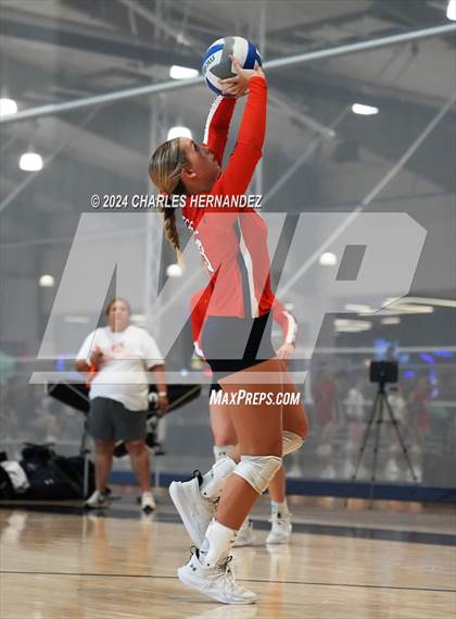 Thumbnail 1 in New Braunfels vs. Teague (Legends Invitational)  photogallery.