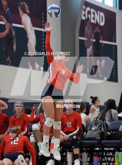 Thumbnail 2 in New Braunfels vs. Teague (Legends Invitational)  photogallery.