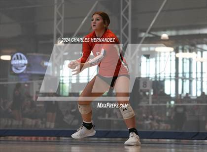 Thumbnail 2 in New Braunfels vs. Teague (Legends Invitational)  photogallery.