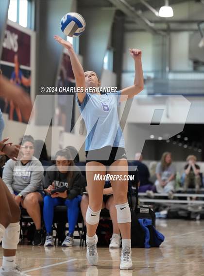 Thumbnail 3 in New Braunfels vs. Teague (Legends Invitational)  photogallery.