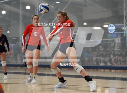 Thumbnail 3 in New Braunfels vs. Teague (Legends Invitational)  photogallery.