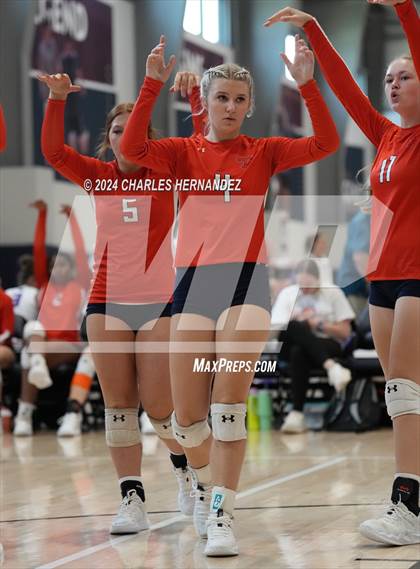 Thumbnail 3 in New Braunfels vs. Teague (Legends Invitational)  photogallery.
