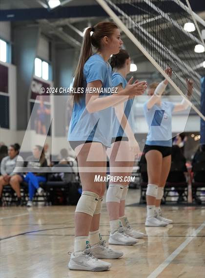 Thumbnail 2 in New Braunfels vs. Teague (Legends Invitational)  photogallery.