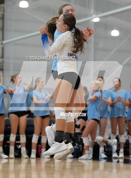 Thumbnail 1 in New Braunfels vs. Teague (Legends Invitational)  photogallery.