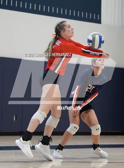 Thumbnail 1 in New Braunfels vs. Teague (Legends Invitational)  photogallery.