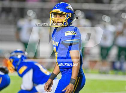 Thumbnail 1 in Harleton vs. Carlisle (UIL 2A Area Playoff) photogallery.