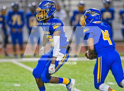 Thumbnail 3 in Harleton vs. Carlisle (UIL 2A Area Playoff) photogallery.
