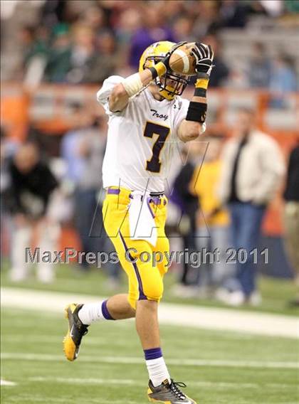 Thumbnail 3 in Troy vs. Rush-Henrietta (NYSPHSAA Class AA Final) photogallery.