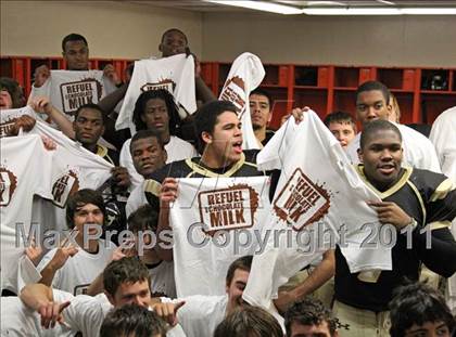 Thumbnail 2 in Troy vs. Rush-Henrietta (NYSPHSAA Class AA Final) photogallery.