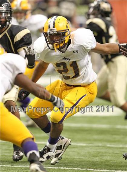 Thumbnail 3 in Troy vs. Rush-Henrietta (NYSPHSAA Class AA Final) photogallery.