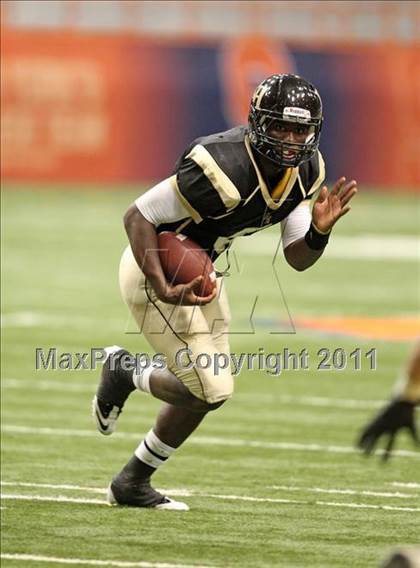Thumbnail 2 in Troy vs. Rush-Henrietta (NYSPHSAA Class AA Final) photogallery.
