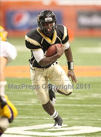 Thumbnail 3 in Troy vs. Rush-Henrietta (NYSPHSAA Class AA Final) photogallery.