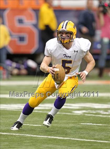 Thumbnail 3 in Troy vs. Rush-Henrietta (NYSPHSAA Class AA Final) photogallery.