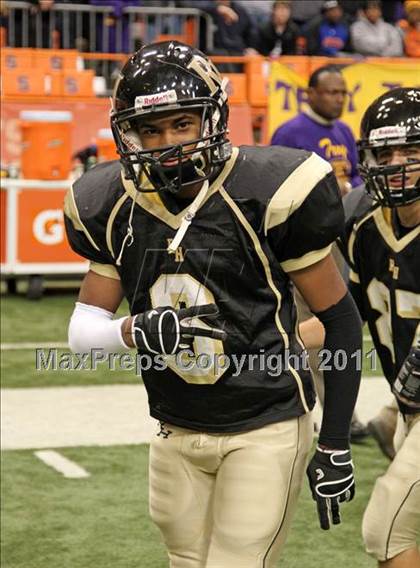 Thumbnail 2 in Troy vs. Rush-Henrietta (NYSPHSAA Class AA Final) photogallery.