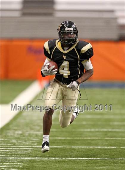 Thumbnail 1 in Troy vs. Rush-Henrietta (NYSPHSAA Class AA Final) photogallery.
