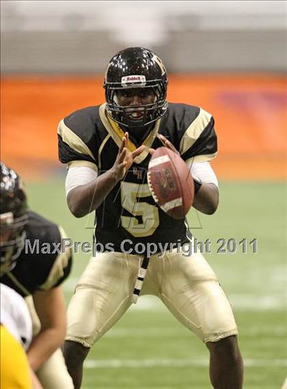 Thumbnail 2 in Troy vs. Rush-Henrietta (NYSPHSAA Class AA Final) photogallery.