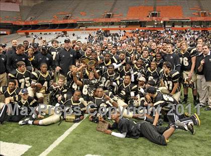 Thumbnail 2 in Troy vs. Rush-Henrietta (NYSPHSAA Class AA Final) photogallery.