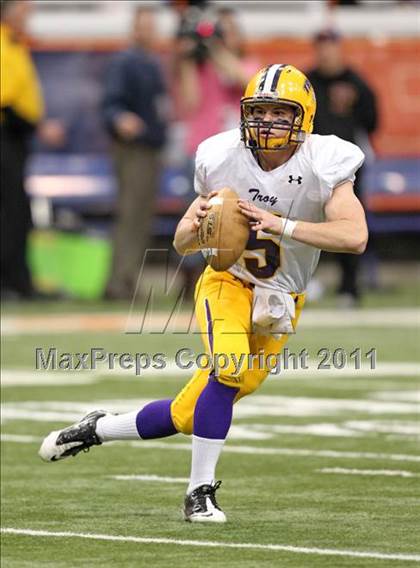 Thumbnail 2 in Troy vs. Rush-Henrietta (NYSPHSAA Class AA Final) photogallery.