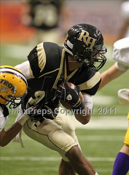 Thumbnail 2 in Troy vs. Rush-Henrietta (NYSPHSAA Class AA Final) photogallery.