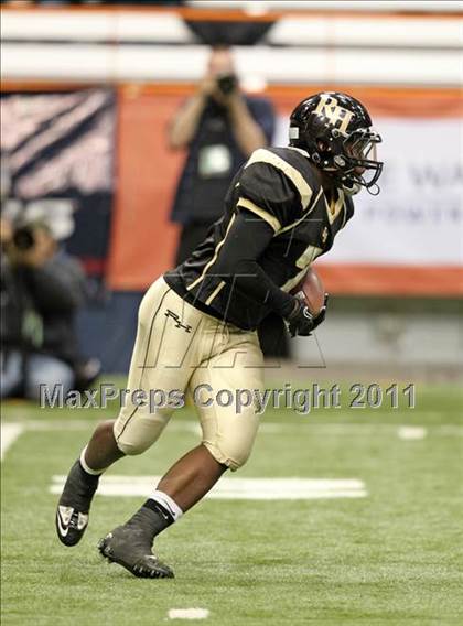 Thumbnail 3 in Troy vs. Rush-Henrietta (NYSPHSAA Class AA Final) photogallery.