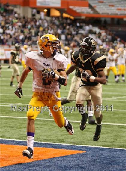 Thumbnail 3 in Troy vs. Rush-Henrietta (NYSPHSAA Class AA Final) photogallery.