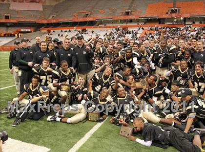 Thumbnail 3 in Troy vs. Rush-Henrietta (NYSPHSAA Class AA Final) photogallery.