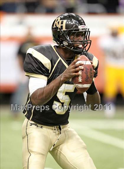 Thumbnail 2 in Troy vs. Rush-Henrietta (NYSPHSAA Class AA Final) photogallery.