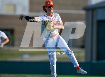 Thumbnail 1 in Spring Hill vs. Celina (UIL 4A Region II Final Game 2) photogallery.