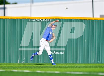 Thumbnail 3 in Spring Hill vs. Celina (UIL 4A Region II Final Game 2) photogallery.