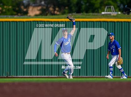 Thumbnail 3 in Spring Hill vs. Celina (UIL 4A Region II Final Game 2) photogallery.